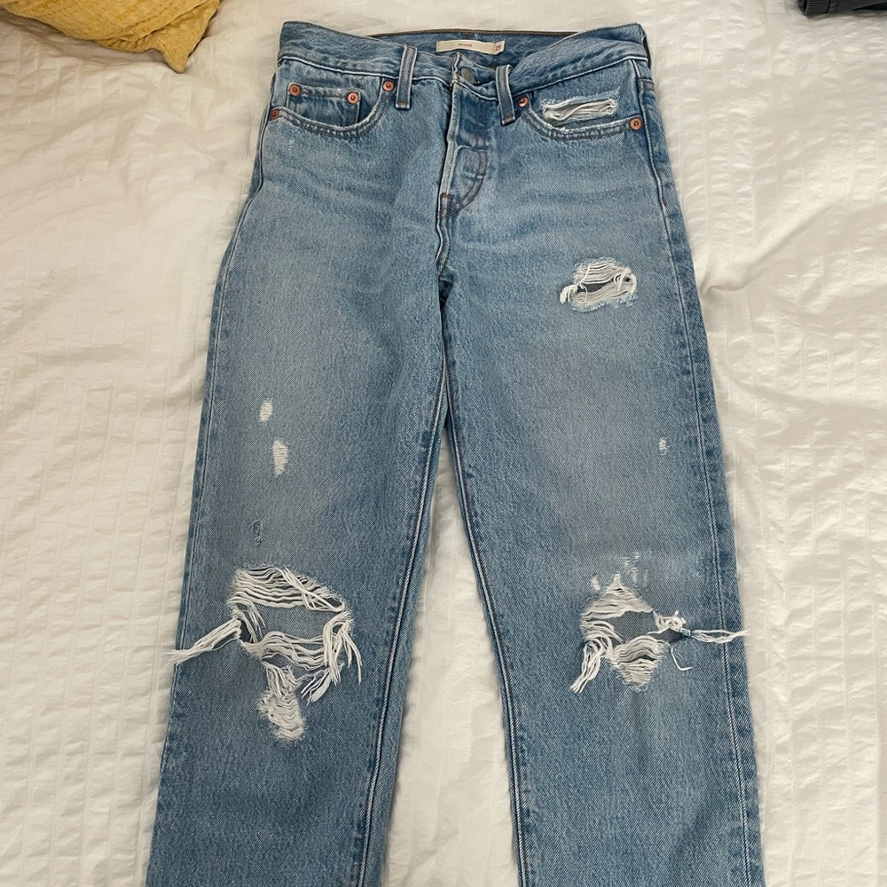 Levi wedgie jeans
